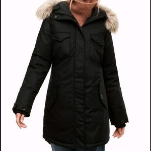 Aritzia Community Paradigm Park Parka small